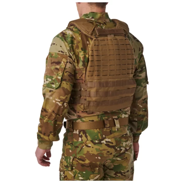 Плитоноска 5.11 TacTec Plate Carrier колір - Койот (фото ззаду)